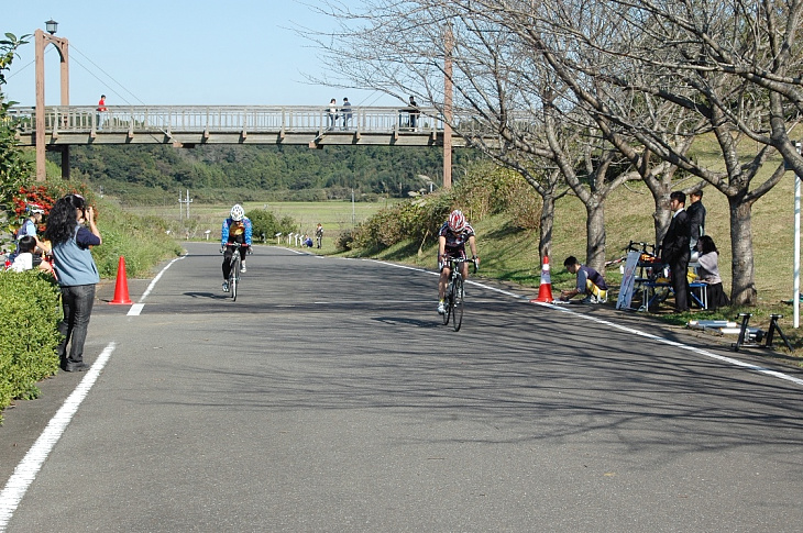 この自転車占有コースで女子同士でワイワイ練習しましょう!