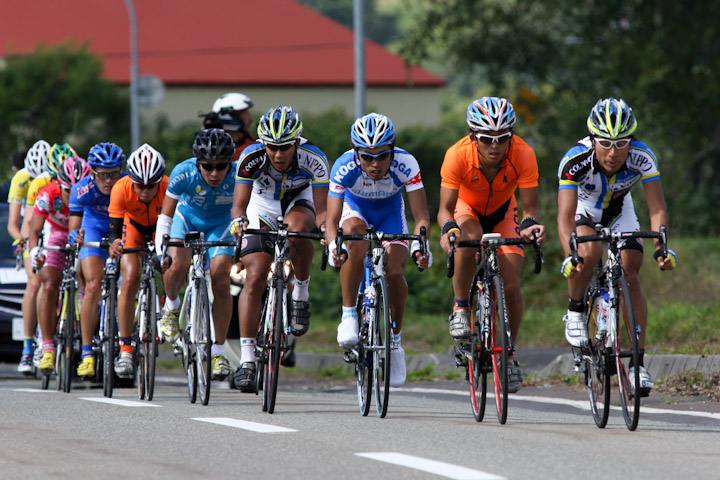 70km地点 逃げる10人
