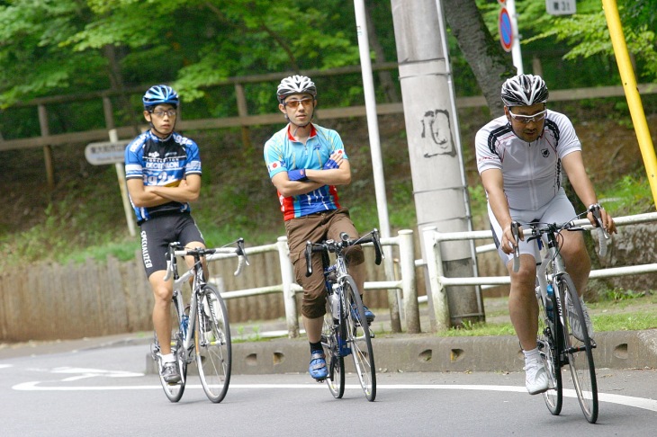 いい迷惑の編集部員たち ※手放しは危険です。真似しないで下さい