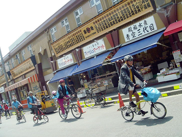 築地市場へ 思わず観光モードです
