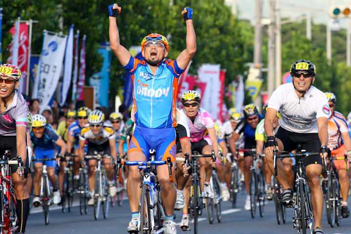 シニアレース 鈴木雅彦(Team-DADDY)が優勝