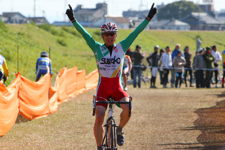 C1 小坂正則(スワコレーシングチーム)が優勝