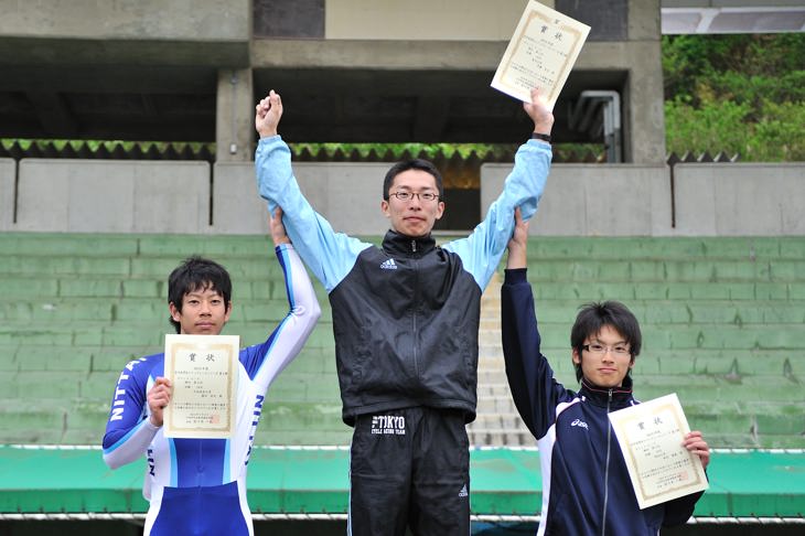 男子ポイントレース表彰 西薗良太(東京大学)が優勝