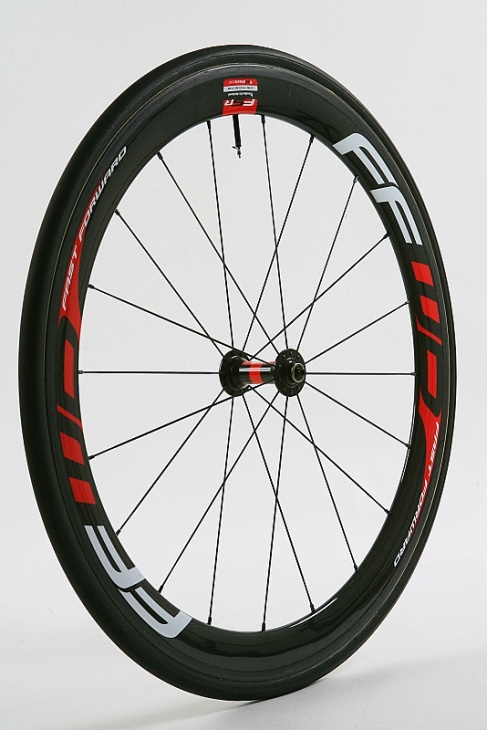FFWD F5R 240S フロント
