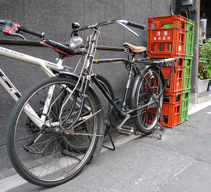 CSサイクル 現役ロッドブレーキの実用車。酒屋の配達で神田界隈を疾駆中