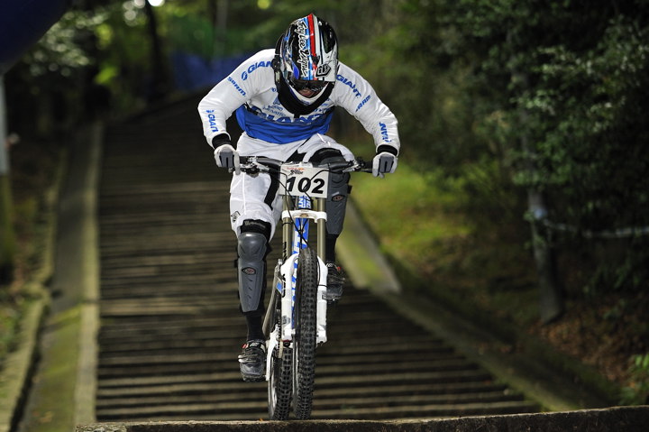 予選・青木卓也(TEAM GIANT)