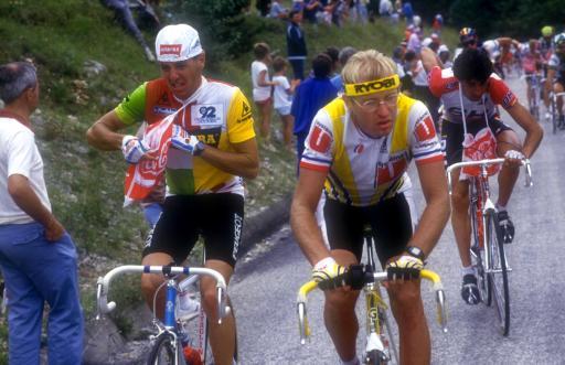 1986年ツール・ド・フランスでステファン・ロッシュ(アイルランド)と闘うローラン・フィニョン(フランス)