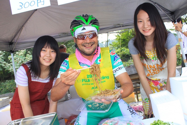 B級グルメの王様 富士宮ヤキソバは外せないぞ。