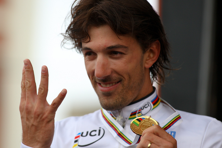 世界選手権TTで4勝目をアピールするファビアン・カンチェラーラ(スイス)