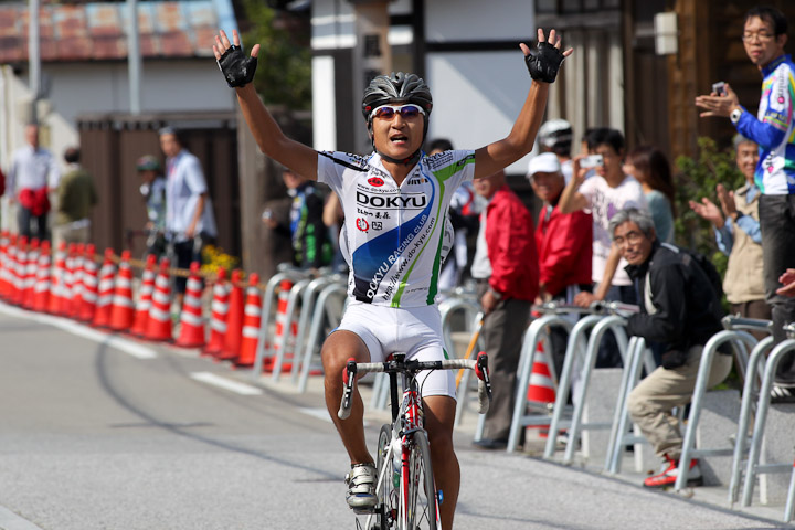 ER 吉村拓斗(DOKYUレーシングクラブ)が優勝