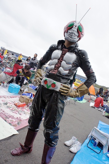 仮面ライダーV3が登場!実はこの方の正体は・・・フォトアルバムでどうぞ
