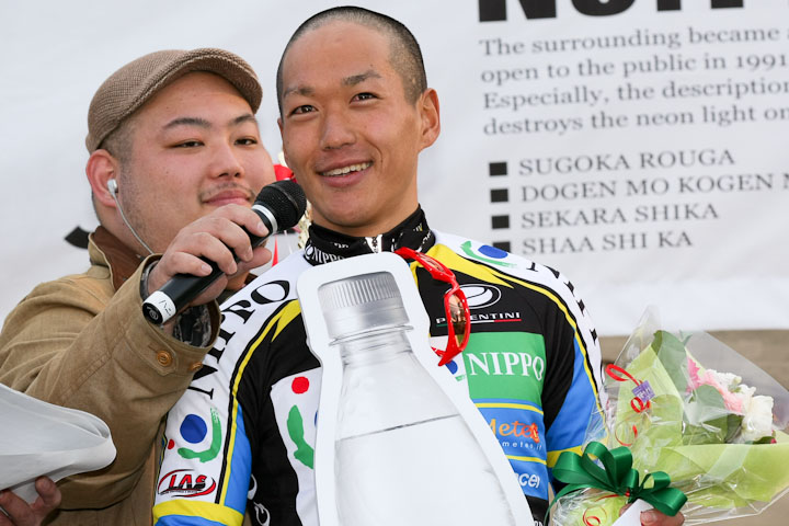優勝の藤岡徹也(TEAM NIPPO)。ビッグレースで初優勝だ