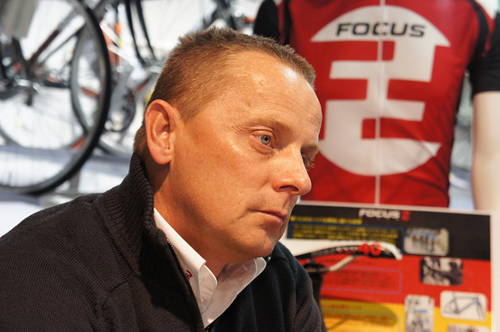 フォーカスチームでMTB XCとシクロクロスの選手として活躍したJ・アレンツ氏。シクロクロスで8回、MTBで2回、ロードで1度、世界選手権に出場した経験を持つ