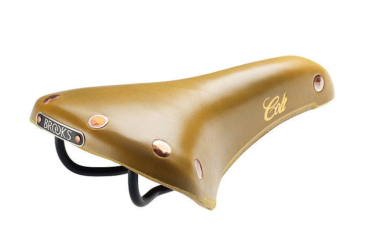 BROOKS COLT マスタード