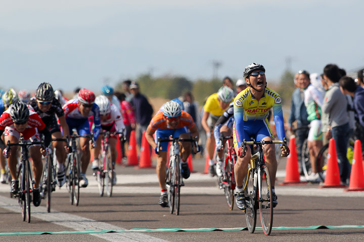 E1 大永剛志(トラクターRC)が優勝