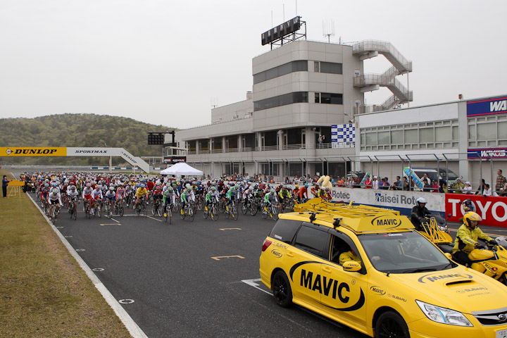 7時間エンデューロがスタート