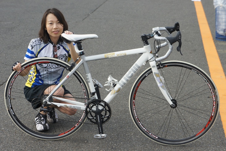 今年も大所帯でつくばに参加していた、チームホワイトドッグスに所属の雨宮さん。愛車もホワイト