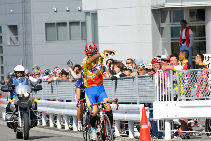 C3H優勝 大前治久(超カルレーシング)