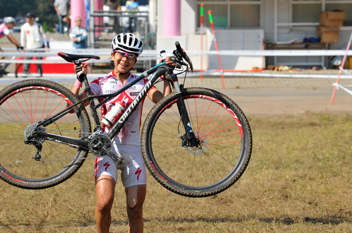 エリート女子優勝 片山梨絵(SPECIALIZED)
