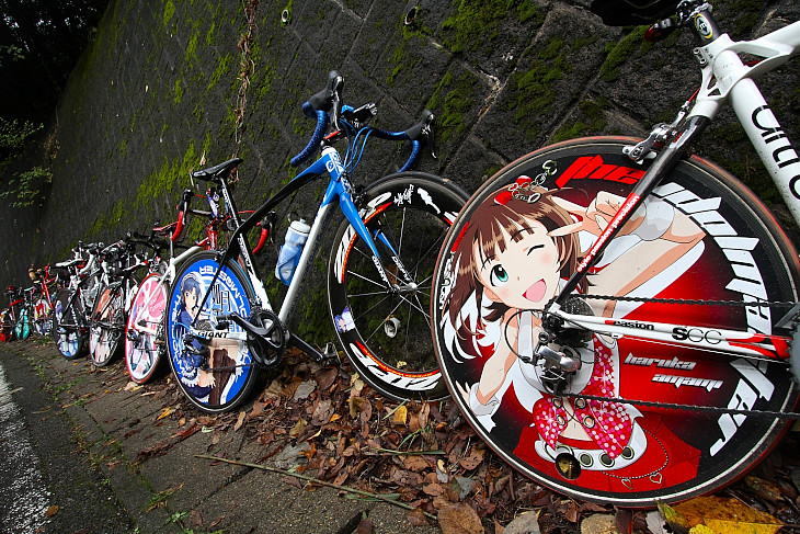 今年も痛車の痛ディスクホイール大集結!