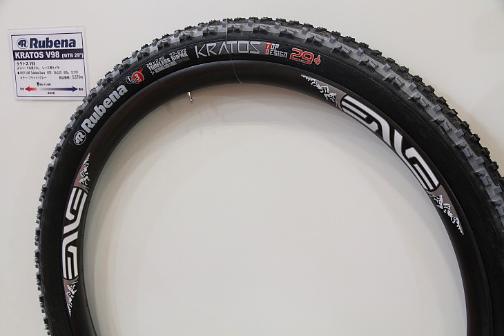 参考出品の29er用カーボンリム 今後の発売に期待しよう
