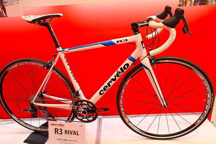 サーヴェロR3 スラムRIVAL仕様完成車