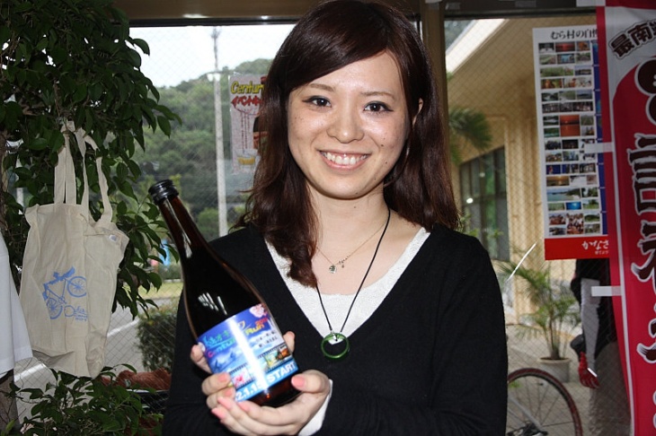大会特製ラベルの泡盛 お土産にいかが?