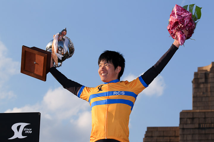 シリーズ戦総合優勝の大中巧基(早稲田大学)