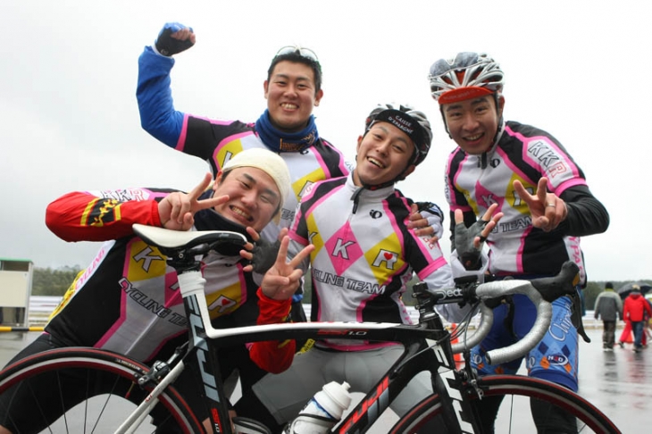 チームKKR (平久明さん、後藤智史さん、永野慎二郎さん、鈴木圭亮さん)