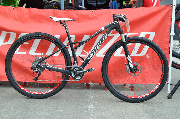 片山梨絵(SPECIALIZED)のスペシャライズドFate Carbon29
