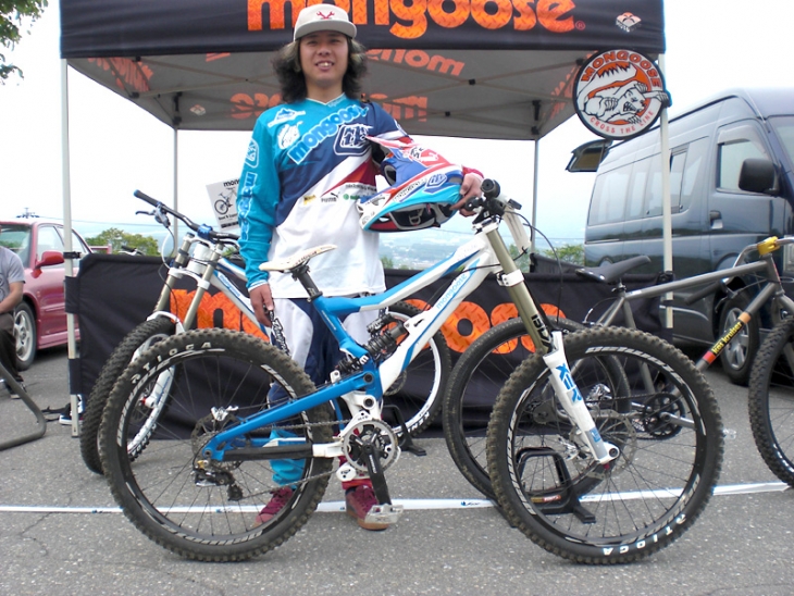 栗瀬裕太(team mongoose)