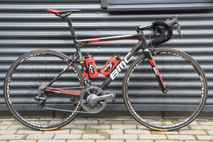 カデル・エヴァンス(オーストラリア)が駆るteammachine SLR01