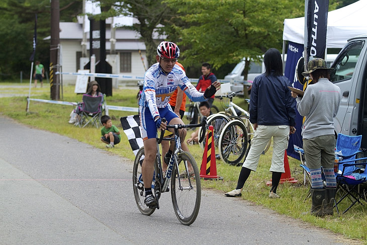 マスターズ優勝の富田 道夫(シロクマカフェレーシング)