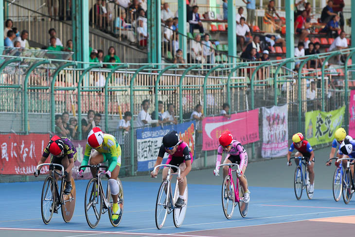 女子スクラッチ 元砂七夕美(奈良・榛生昇陽2)が優勝