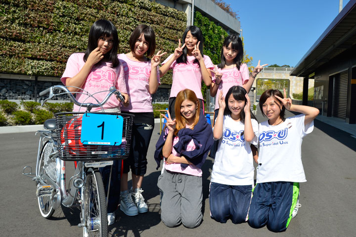 名古屋・大須のご当地アイドル「OS★U」の皆さんもイベントを盛り上げてくれた