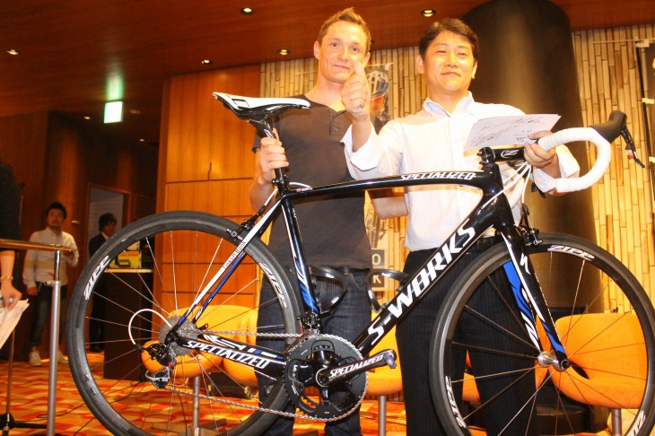 ヤロスラフ・マリチャの使用バイクを落札!おめでとうございました