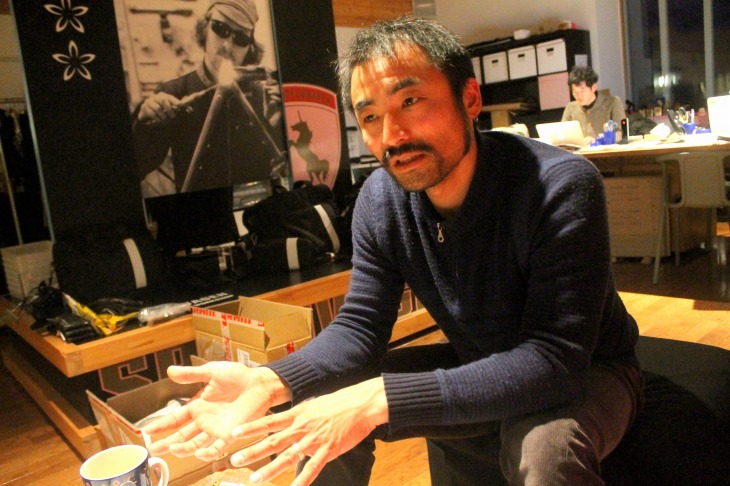 製作にあたって協力してくれた矢野大介さん(八ヶ岳バイシクルスタジオ)
