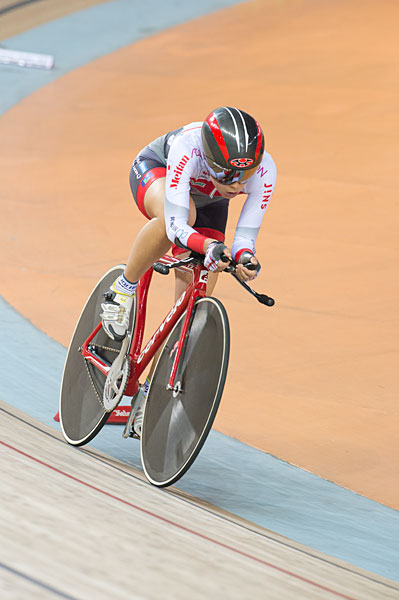 女子エリート3km個人パーシュート予選 1位 塚越さくら(鹿児島・鹿屋体育大学)3分46秒362(大会新)