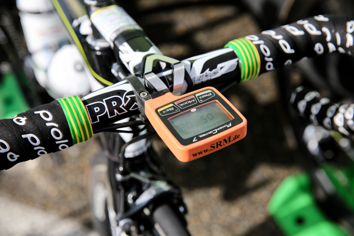 ラボバンクから移籍したマイケル・マシューズ(オーストラリア、オリカ・グリーンエッジ)のSRMはオレンジのまま