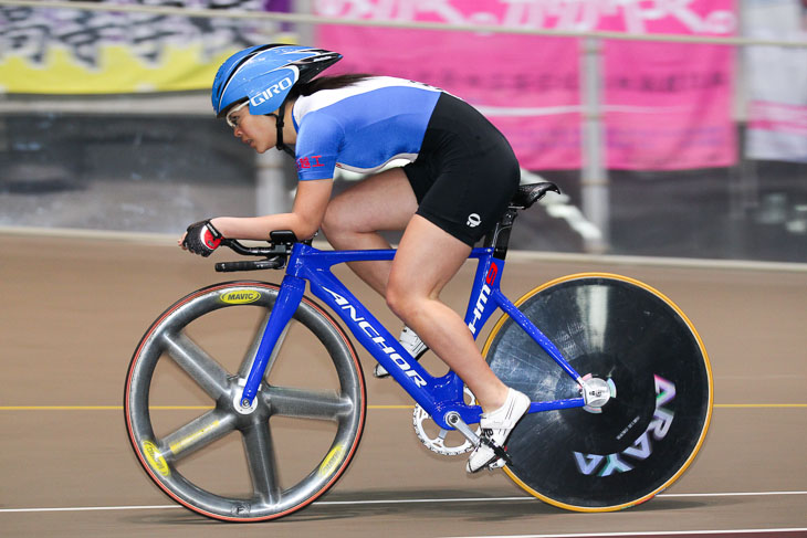 女子2kmインディヴィデュアル・パーシュート 1位の細田愛未(埼玉・川越工)