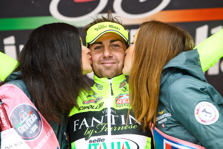 ステージ優勝を飾ったマウロ・サンタンブロジオ(イタリア、ヴィーニファンティーニ)