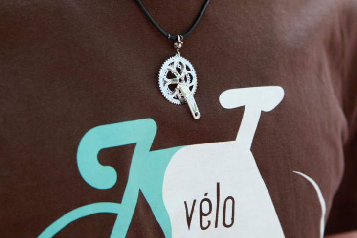 自転車パーツを模ったシルバーアクセサリー、ニノサイクルホリックも取り扱う