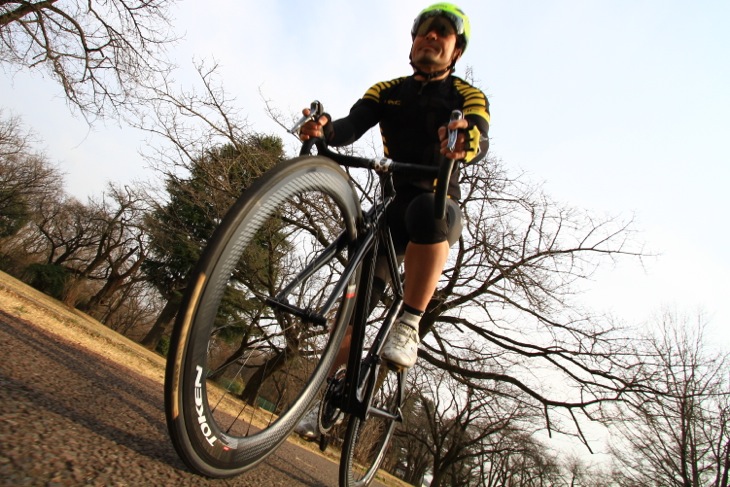 「実業団などでシリアスにレースをする人でも何ら不満の出ないホイール」鈴木卓史(スポーツバイクファクトリー北浦和スズキ)