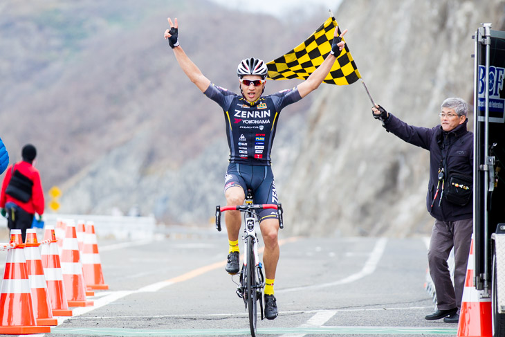 2連覇達成のホセ・ビセンテ(チーム右京)