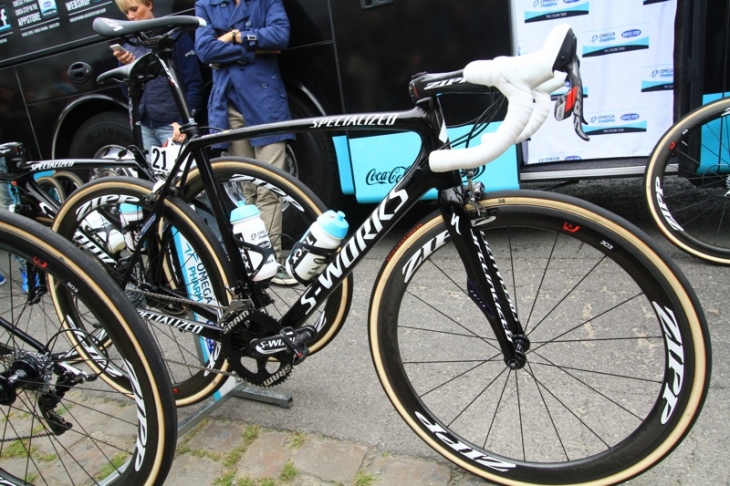 トム・ボーネン(ベルギー、オメガファーマ・クイックステップ)のスペシャライズド S-Works Roubaix SL4