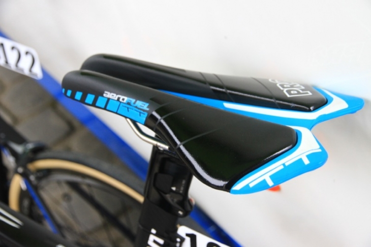 トム・スタムスニデル(オランダ)はTT用サドルのAERO FUELを使用する