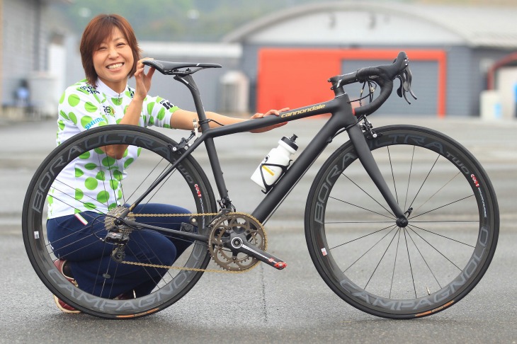 高瀬英子さん(TRC PANAMAREDS Ladies)のキャノンデール Supersix Evo Black Inc