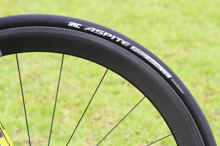 IRC ASPITE PRO(700×24c)