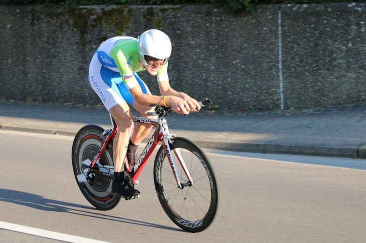タイムトライアルで4位に入り個人総合1位を守ったKUMAR Kristjan