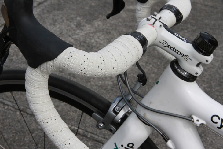 細かい振動を吸収してくれる フィジーク BAR TAPE PERFORMANCE Soft Touch